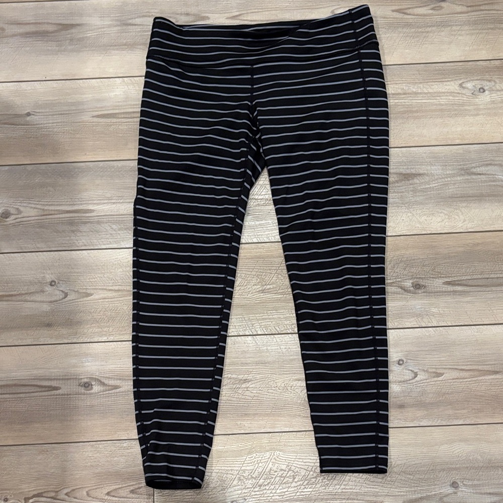 Striped Black and grey Athleta Leggings